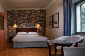 Charles Bridge Rooms & Suites by SIVEK HOTELS